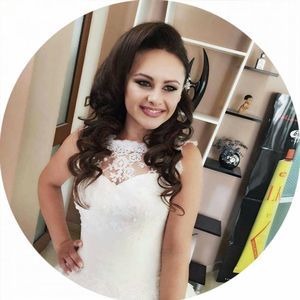 Meet your Posher, Elita