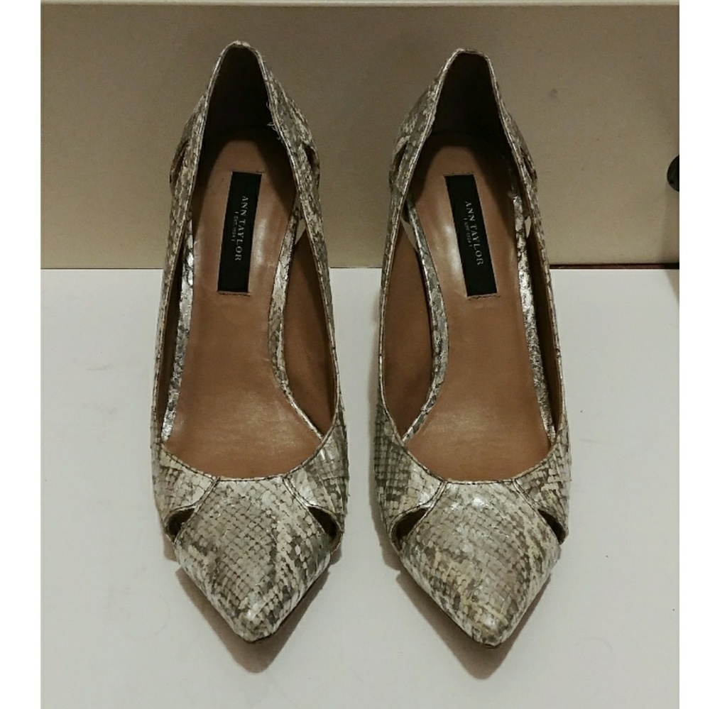 5for25 ❤️ Snakeskin Ann Taylor heels