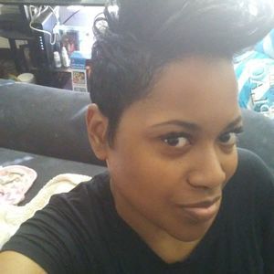 Meet your Posher, Simone