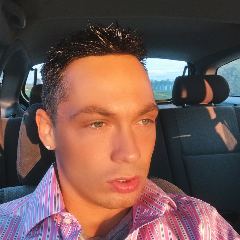 Meet your Posher, Christian