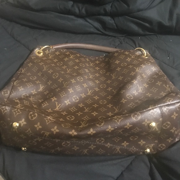 LV authentic handbag - Picture 3 of 3