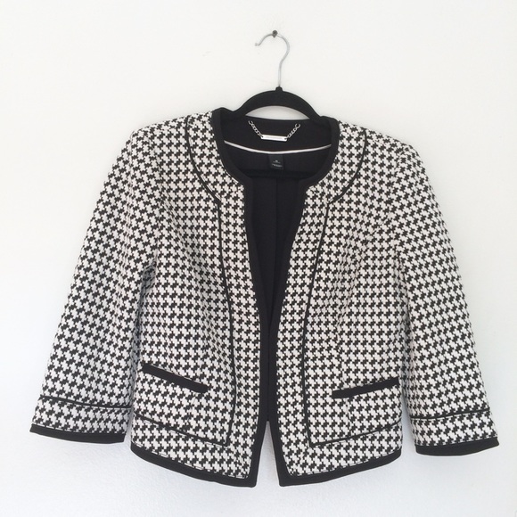 White House Black Market Jackets & Blazers - WHBM Crop Blazer