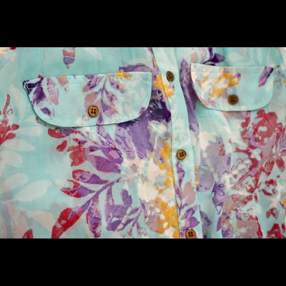 Leaf Print Cute Top - Picture 3 of 4