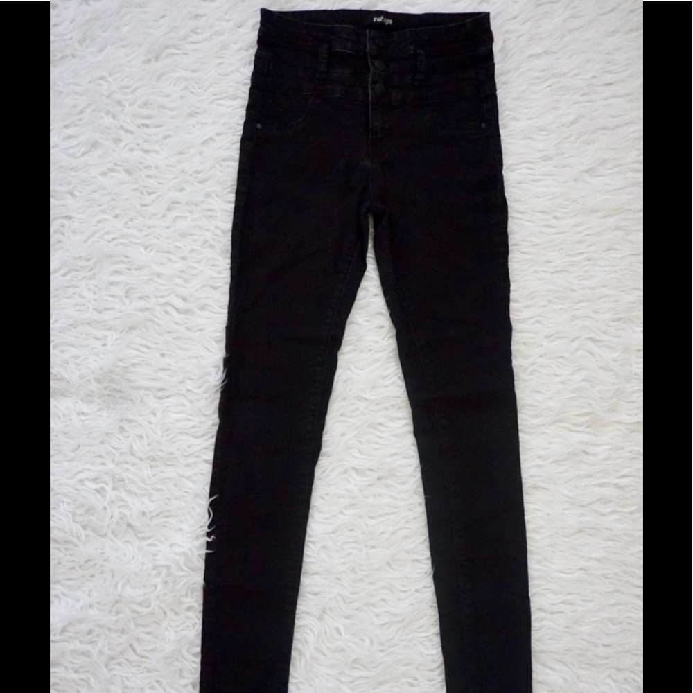 Highwaisted Black Jeans