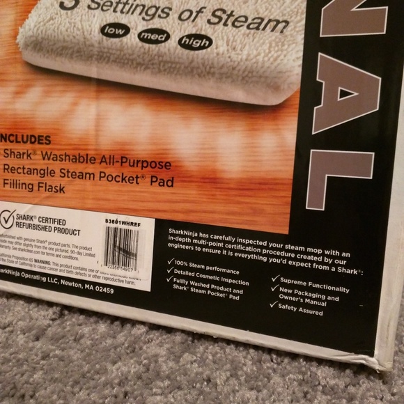 Shark Pro steam mop - Picture 2 of 3