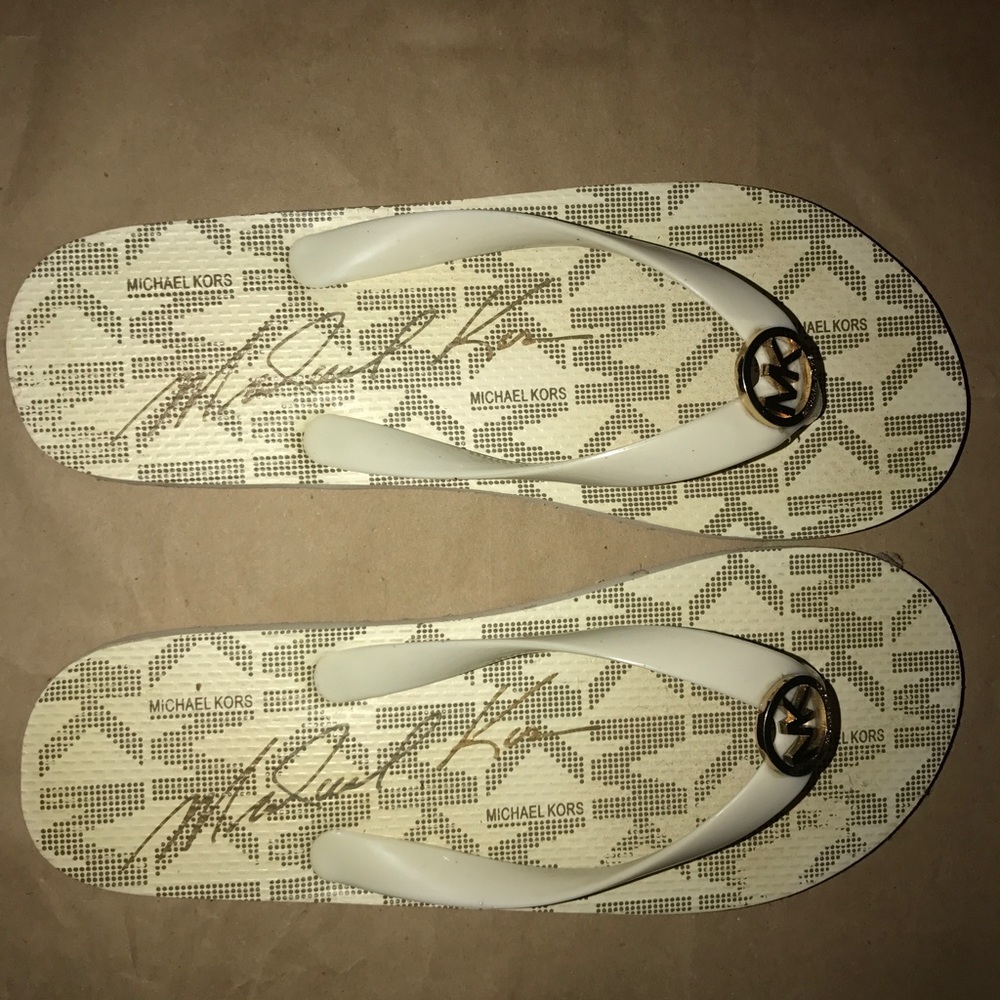 AUTHENTIC MICHAEL KORS FLIP FLOPS WITH BOX