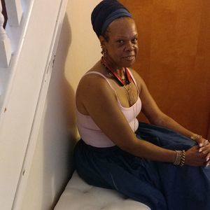 Meet your Posher, Sharon