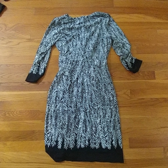 Faux wrap WHBM dress - Picture 3 of 3