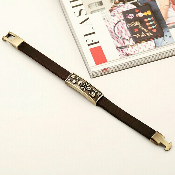 Skull Leather Bracelet - Picture 4 of 5