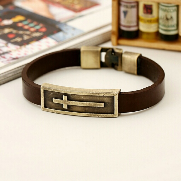 Cross Leather Bracelet - Picture 4 of 5