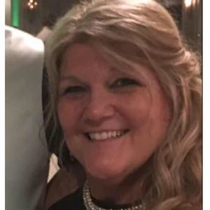 Meet your Posher, Lorie