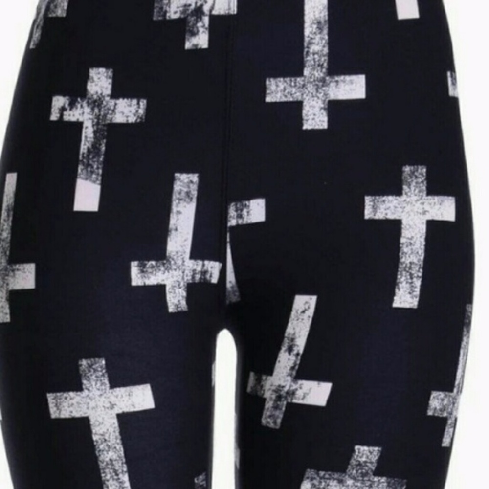 Antique Cross Leggings - Picture 3 of 4