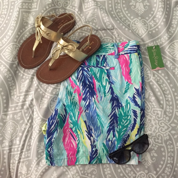 Lilly Pulitzer Pants - NWT Lilly Pulitzer Jayne Short, size 16