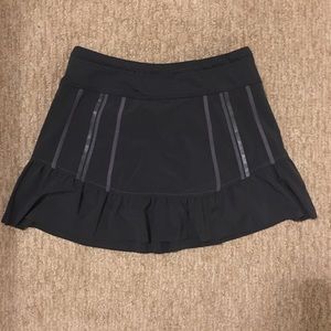 Grey athlete tennis skirt