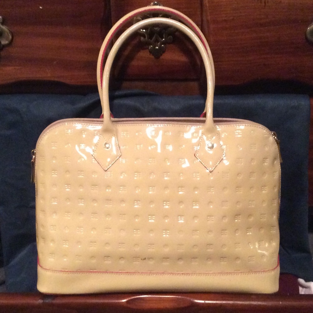 ARCADIA 👜 HANDBAG