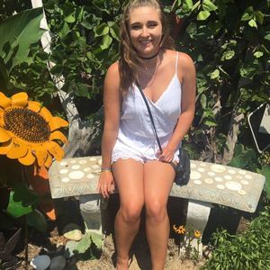 Meet your Posher, Carolyn