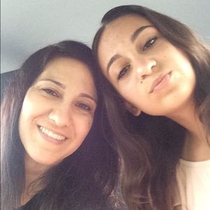 Meet your Posher, Angela