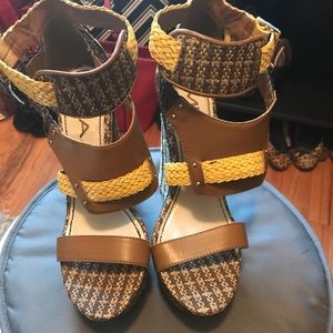 Mia wedge sandals