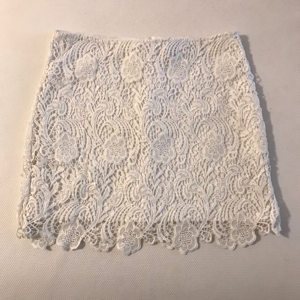 H&M White Crochet Mini-Skirt