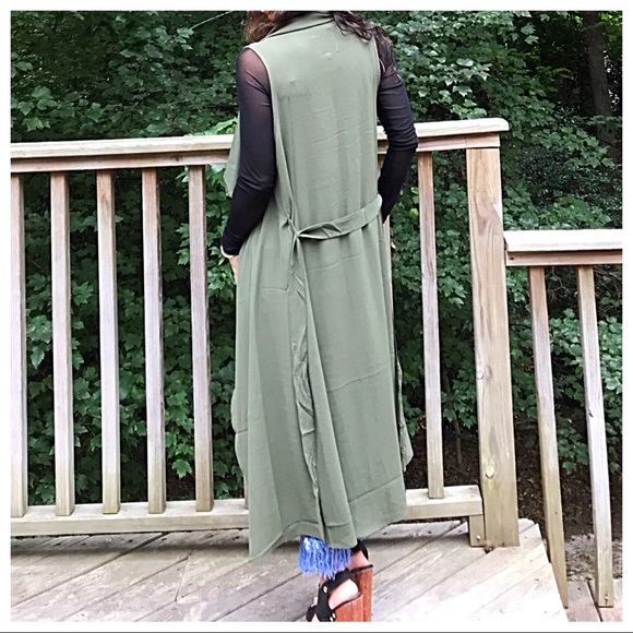 ✨LAST ONE ✨Olive sleeveless wrap duster - Picture 2 of 7