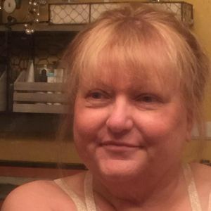 Meet your Posher, Jenyfer