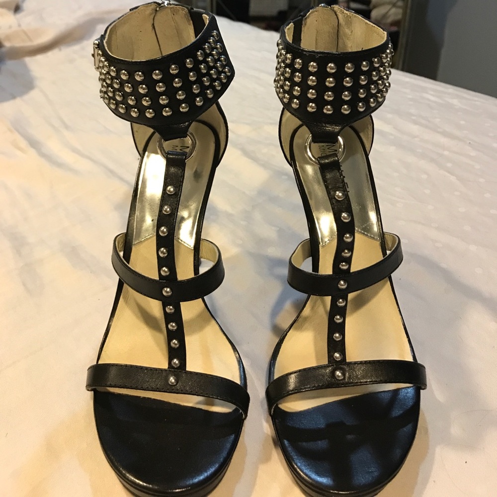 Michale kors heels