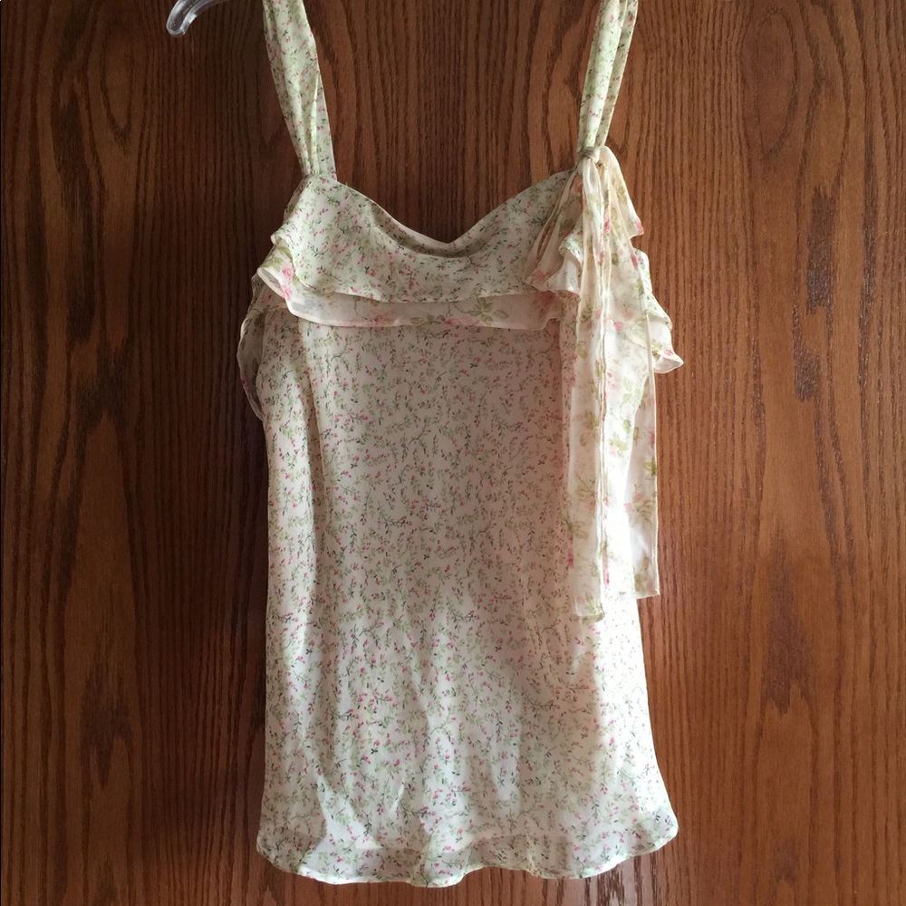 Cute flowy tank!
