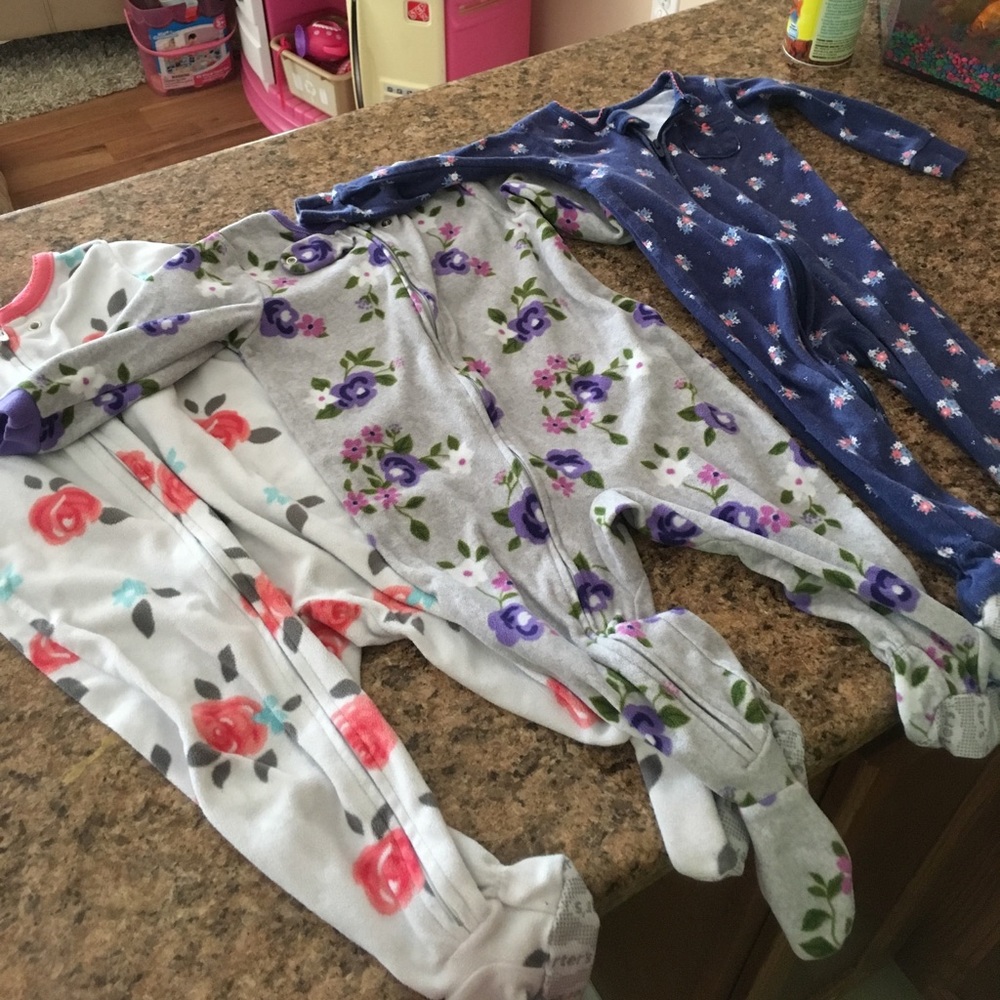 3 carter pajamas