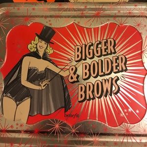 Benefit Bigger & Bolder Brows
