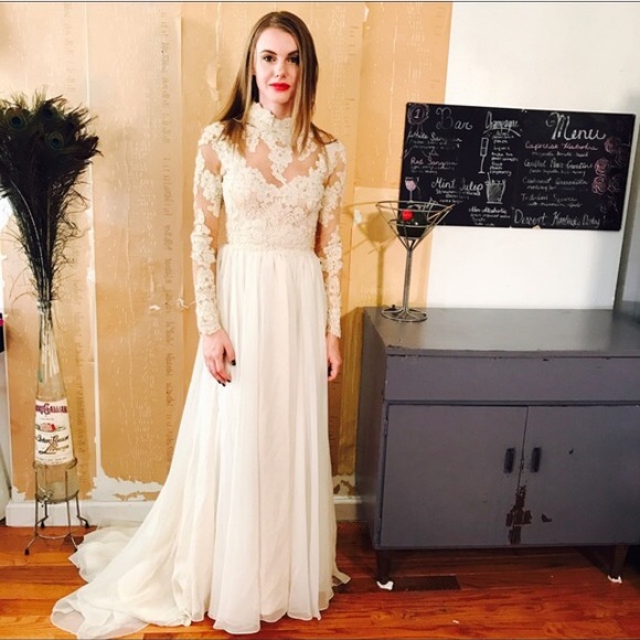 Vintage Dresses & Skirts - VINTAGE ILLUSION WEDDING GOWN LACE BEADED 0015