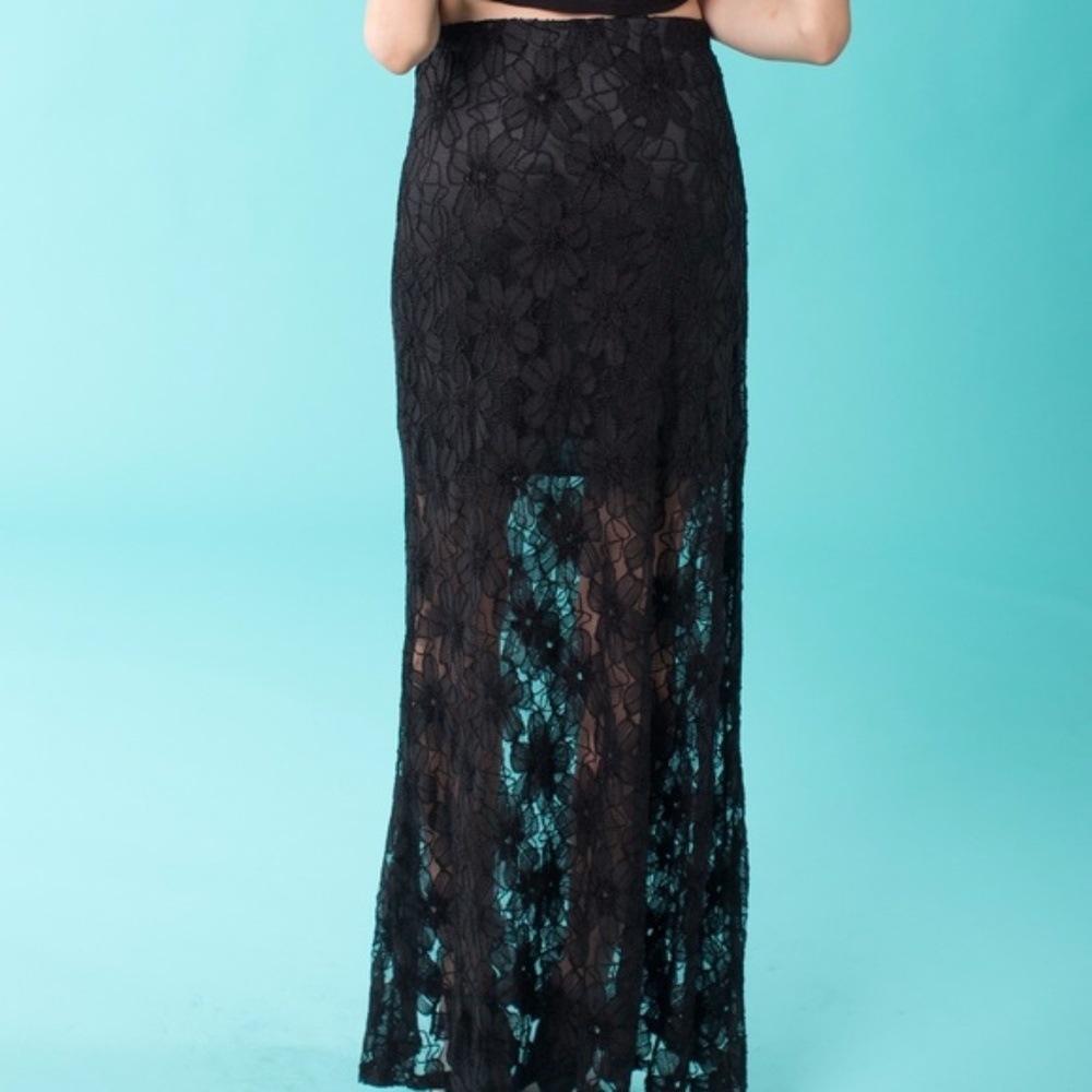 *NEW* LACE OVERLAY BLACK MAXI SKIRT - Picture 4 of 4