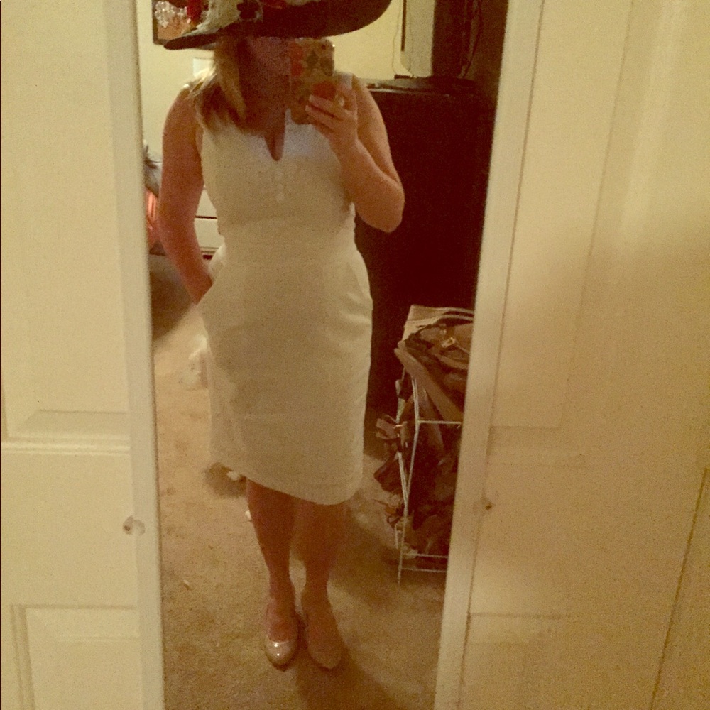 White V neck Sheath Dress!!