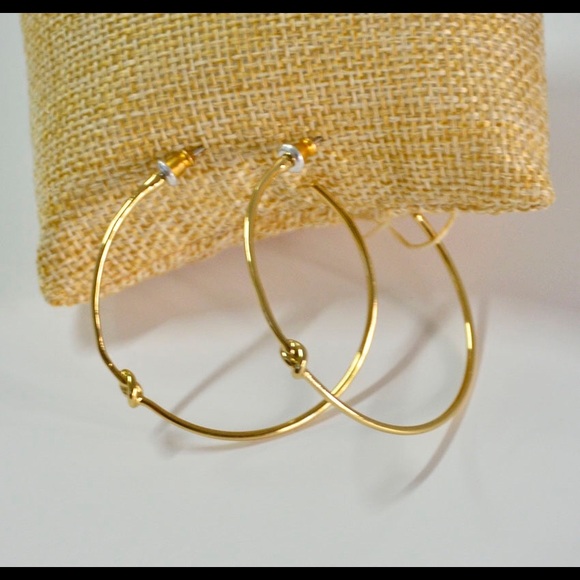 Stella & Dot Simple Knot Hoops - Picture 1 of 3