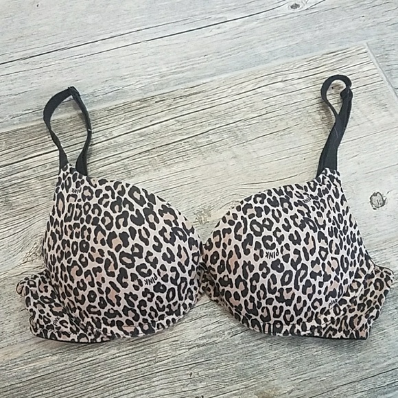 Victoria's Secret Pink 32B push up bra - Picture 1 of 1