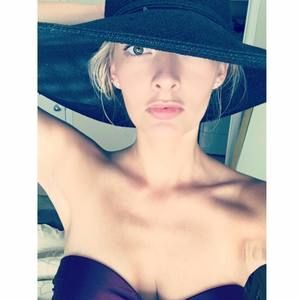 Meet your Posher, Marissa