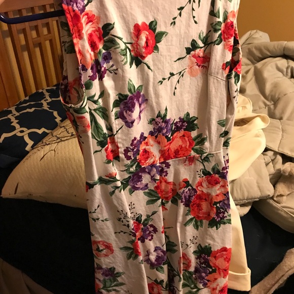 Floral print dress - Picture 3 of 3