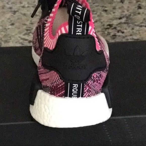 Adidas nmd r1 shock pink - Picture 2 of 4