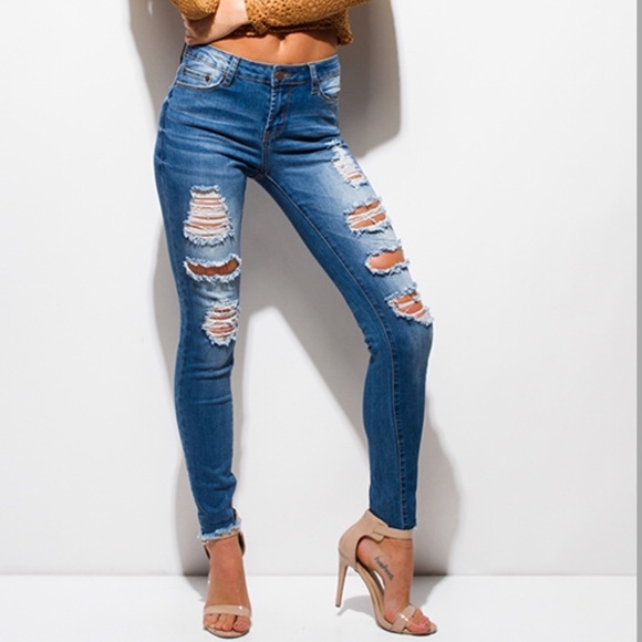 LAST PAIR! Distressed Frayed Ripped Skinny Jeans - Picture 3 of 4