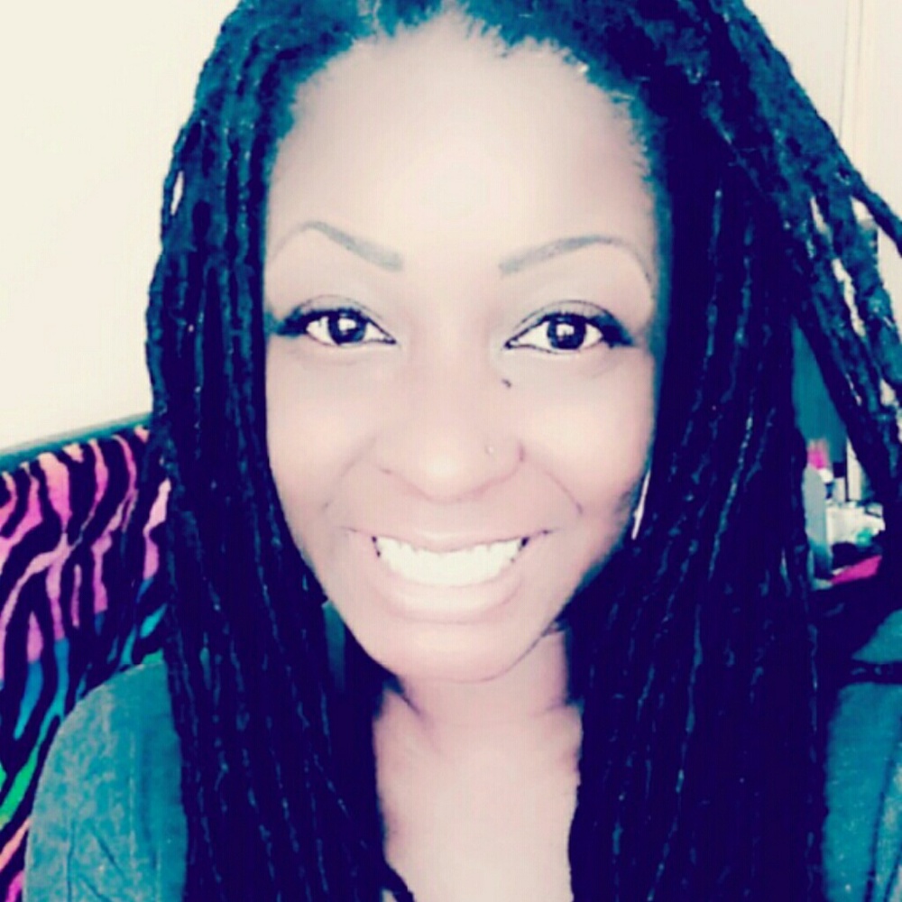 Meet your Posher, Asha