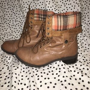 Combat boots🖤REDUCED