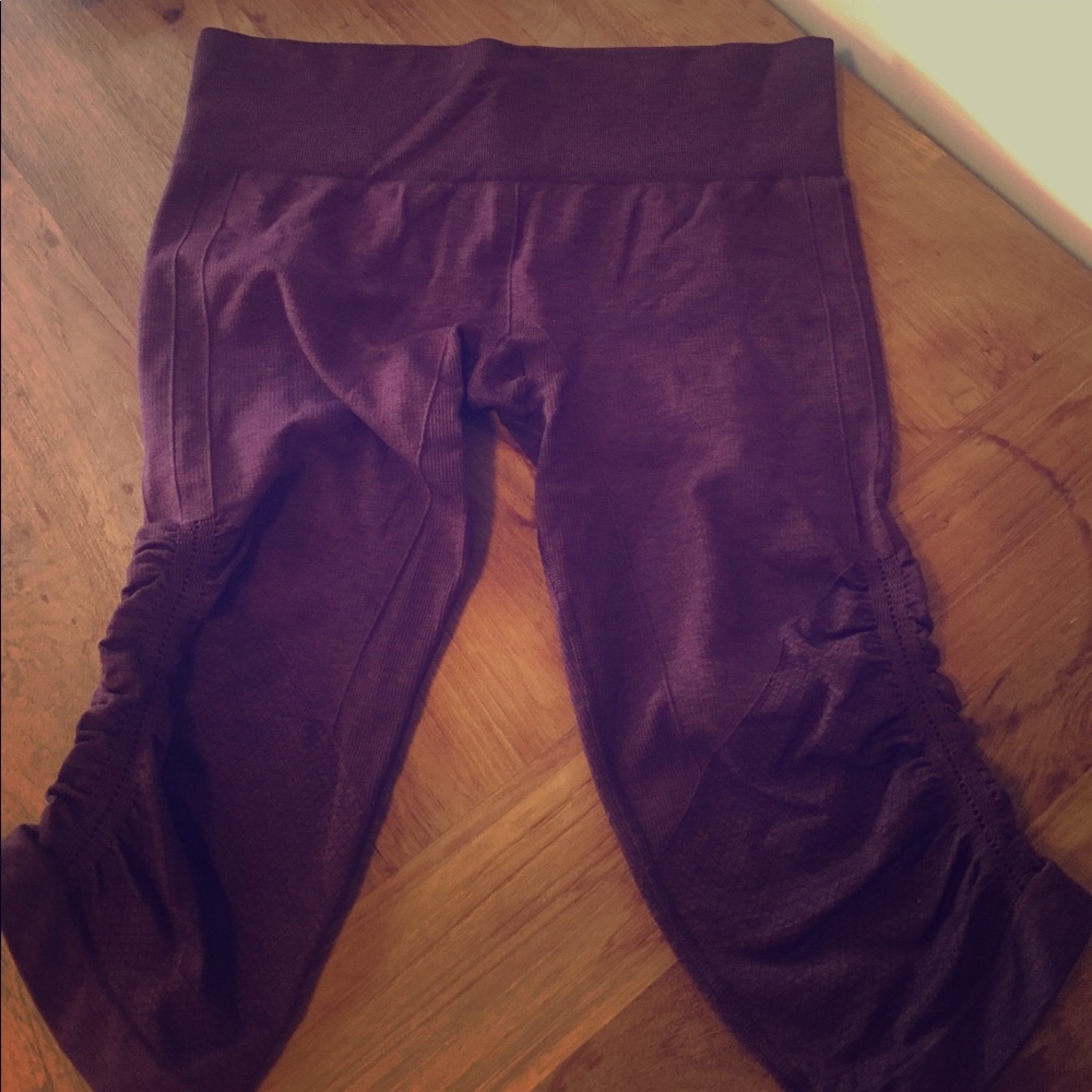 Lulu lemon yoga pants