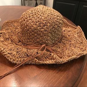 New straw sun hat