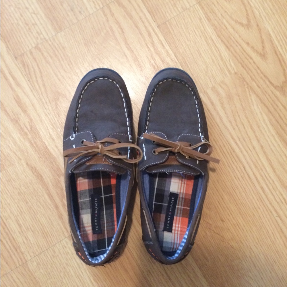 Tommy Hilfiger boys shoes