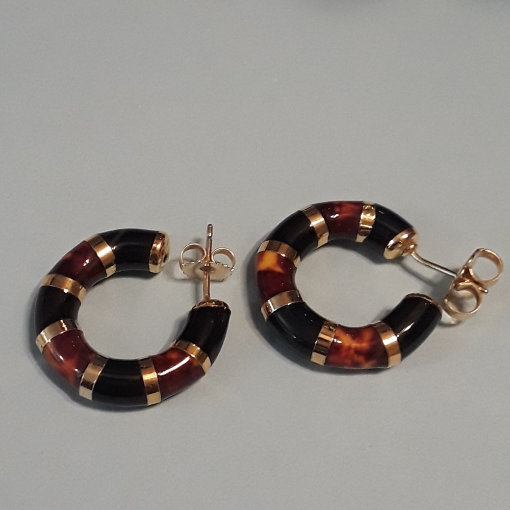 Tortoise shell earrings