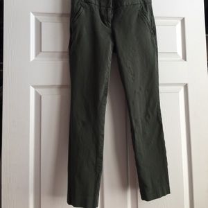 #PRICEDROP army green cropped pant