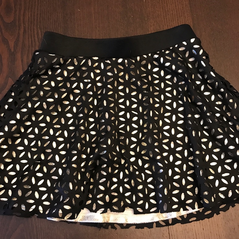 GIRLS 7/8 skirt NWOT