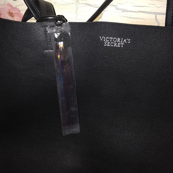 Victoria's Secret Handbags - Extra Large Victoria's Secret Tote w/Tassel