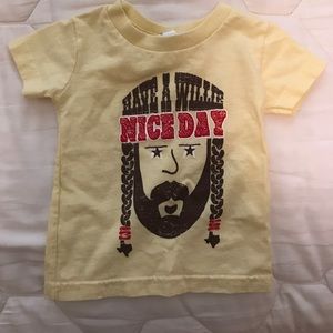 Willie Nelson shirt!