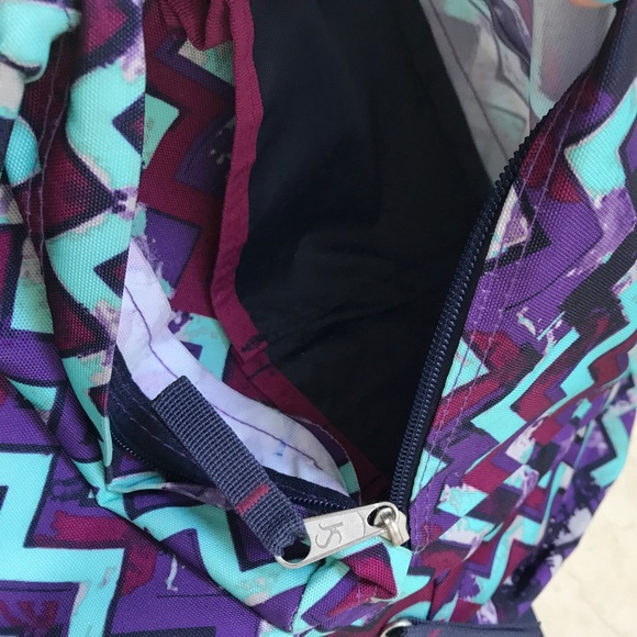 Jansport back pack zig zag pattern - Picture 4 of 4