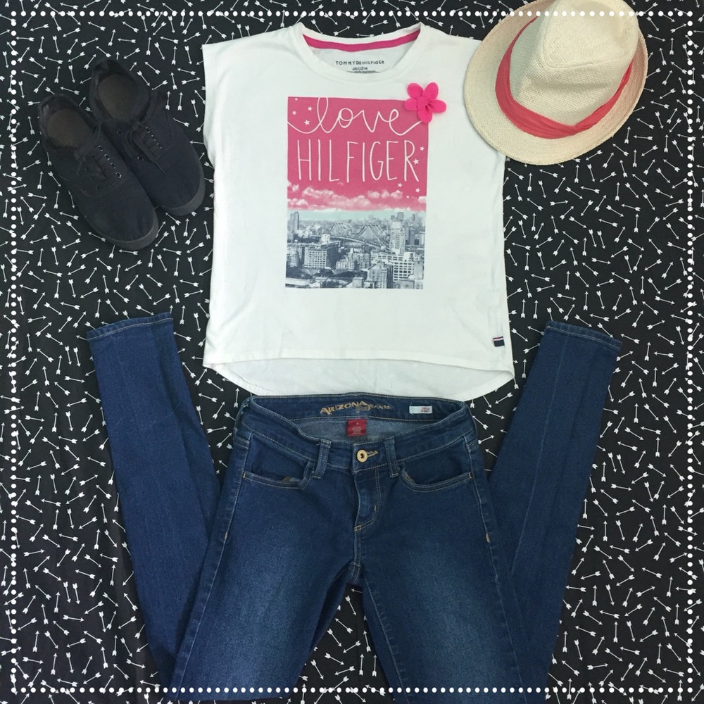 Tommy Hilfiger White and Pink Top Size 12/14